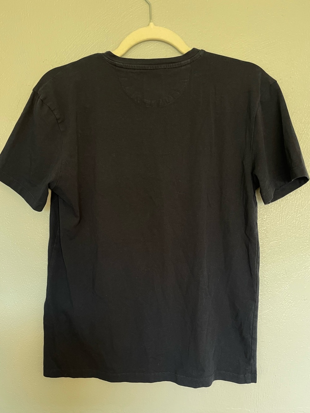 Zara Black V-Neck Slim Fit T-Shirt Men’s Medium Basic Cotton Tee - Picture 3 of 3